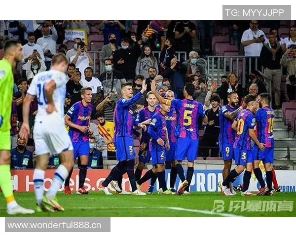 巴列卡诺主帅伊尼戈佩雷斯荣膺西甲十月最佳教练三战全胜成就辉煌