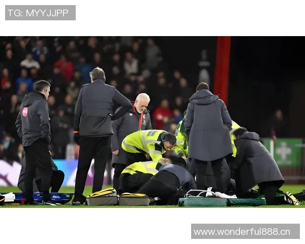 切尔西训练基地泳池警报误响球员们紧急撤离引发关注